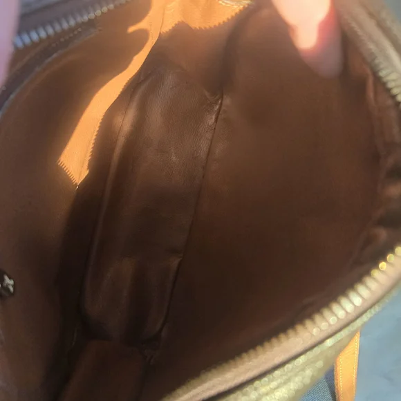 Authentic Louis Vuitton Selin Brown Monogram Crossbody Bag - Picture 4 of 8